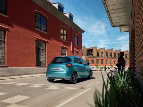 Renault Zoe gets power and range boost