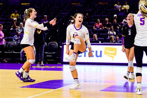 LSU Volleyball vs. Auburn Highlights – LSU