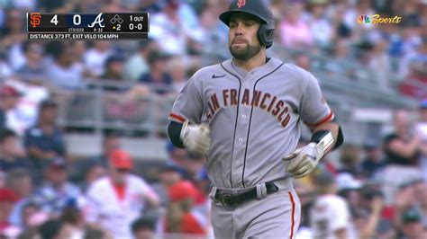 Austin Wynns Hits Three Run Shot Vs Braves His First Homer As A Giant