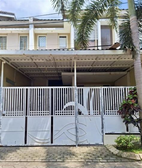 Rumah Modern Lantai Lokasi Bagus Graha Mulia Dekat Kampus Ub