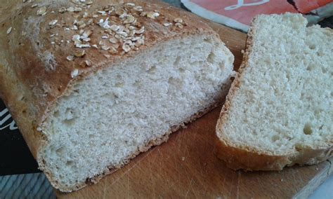 Леб со овесни снегулки - Moirecepti