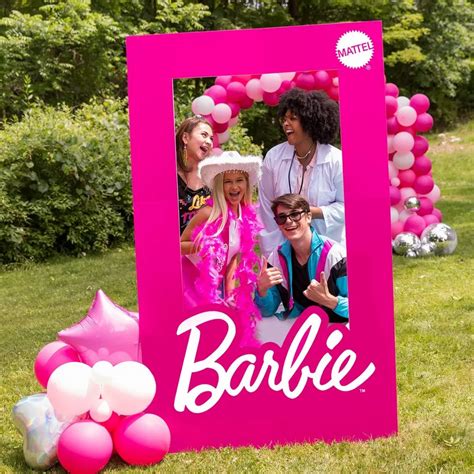 Malibu Barbie Cardboard Backdrop 38ft X 725ft Barbie Birthday