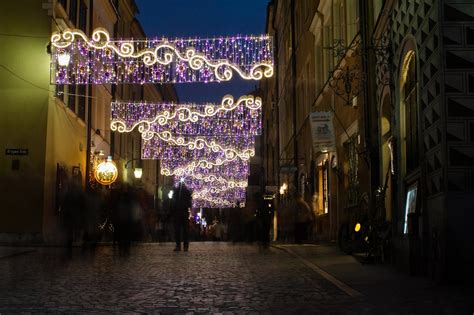 Świąteczna iluminacja w Warszawie ostatni moment by ją podziwiać