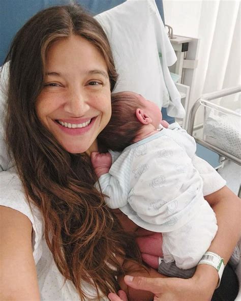 La Cantante Georgina Anuncia El Nacimiento De Su Primer Hijo Y Ha