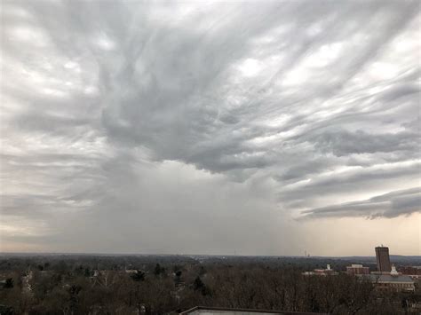 Apocalyptic Shelf Clouds Freak Out Indianapolis In Indiana And