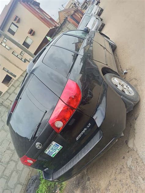 2007 Firstbody Toyota Sienna With Leather Seats N2 8m Autos Nigeria