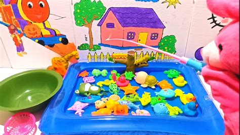 Mancing Ikan Mainan Di Kolam Bersama Cici Boneka Kelinci Kura Kura