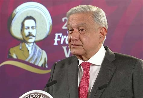 Estoy contento como pavorreal AMLO celebra reducción de pobreza