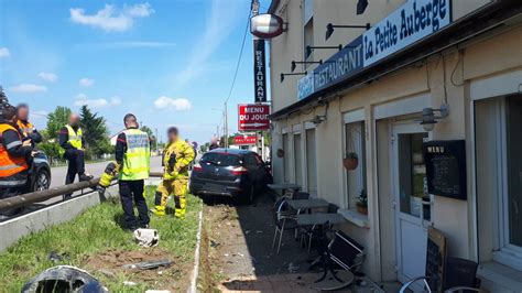 Faits Divers Bourgogne Il S Assoupit Au Volant Et Percute La