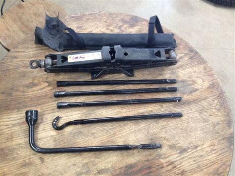 Made In The Usa Oem Dodge Ram Pickup Jack And Tool Kit To