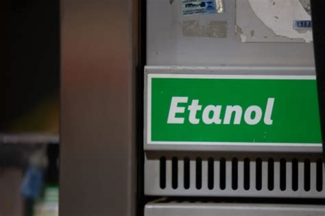 Etanol e híbrido flex precisam superar complexo de vira latas