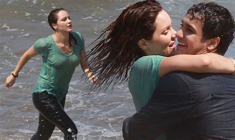 Katharine McPhee And Elyes Gabel Kiss In The Sea For Scorpion TV Series