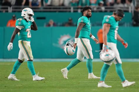 Miami Dolphins Leaders Deliver Reassuring Messages After Collapse Vs