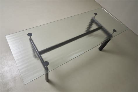 Dining table by Le Corbusier – Showroom_144