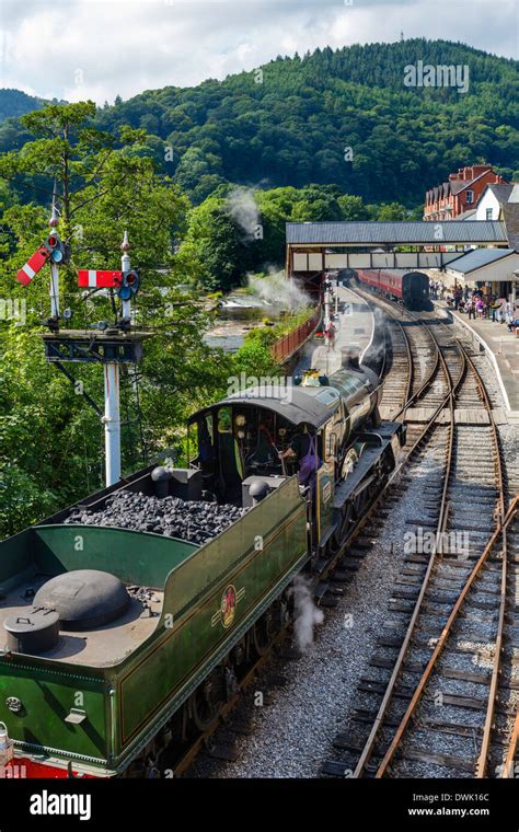 Llangollen Steam Railway Station Hi Res Stock Photography And Images