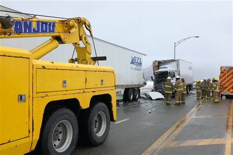 Collision Entre Deux Poids Lourd à Saint Fabien