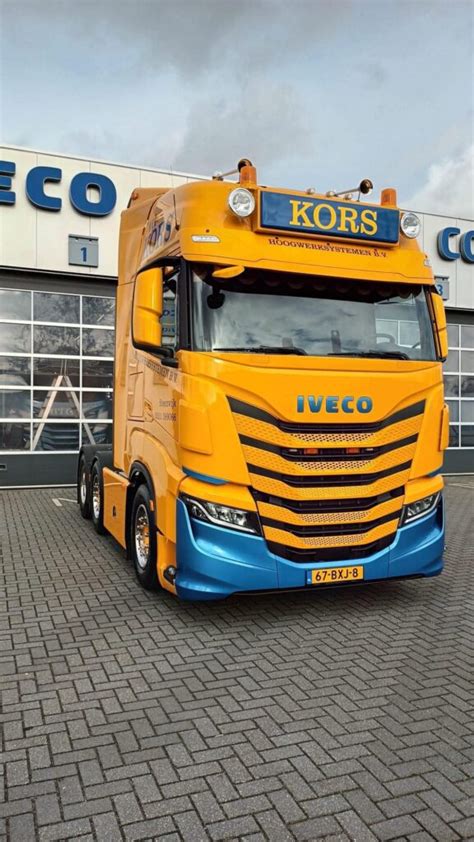 Nieuwe IVECO S WAY AS440S53TX FP Cornelis Bedrijfsauto S