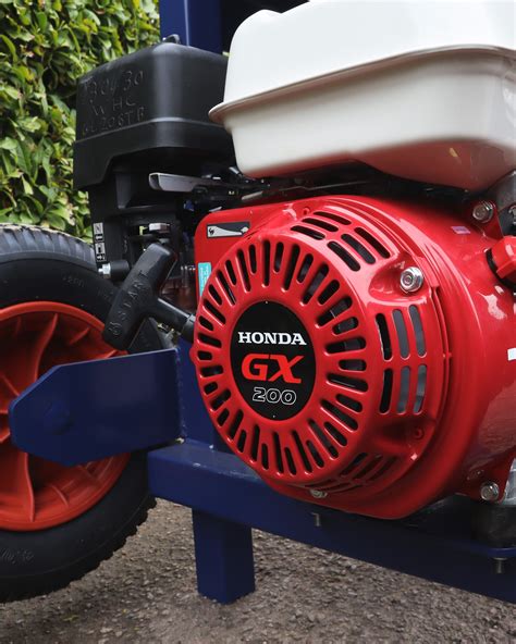 Petrol Log Splitter (Oxdale SE400) | WHC Hire Services