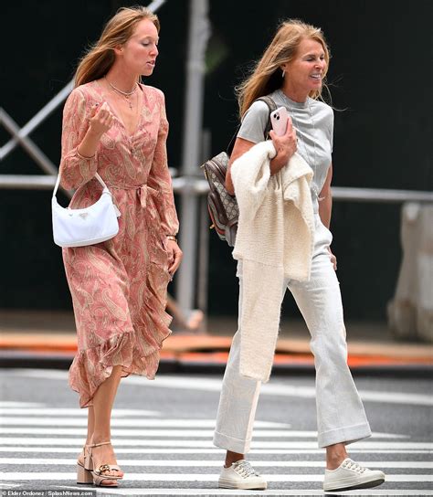 Exclusive Pics Nxivm Cult Survivor India Oxenberg And Mother Catherine