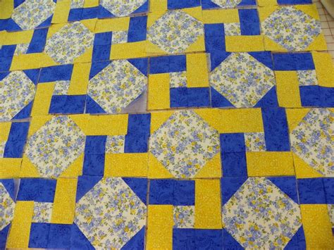 Mystery Quilt Patterns Calla Lillies Quilt Sewing Quilt Blocks Cool