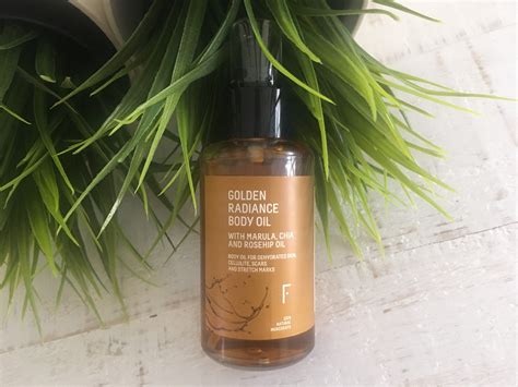 Review Golden Radiance Body Oil de Freshly Cosmetics Cosmética para