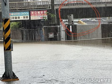 新竹香山高中停課！ 水淹「三姓橋地下道」畫面曝 Ettoday社會新聞 Ettoday新聞雲