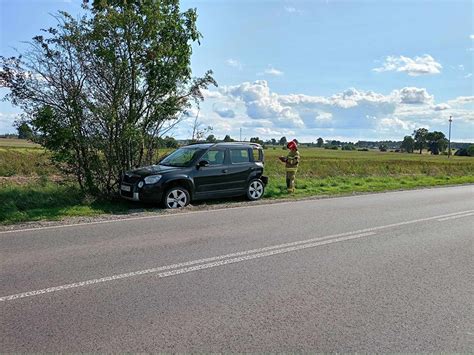 Radio Weekend Fm Zderzenie Osob Wki I Busa Na Drodze Wojew Dzkiej