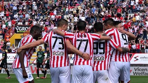 Calcio Serie C A Il Vicenza Batte Il Pordenone Allo Stadio Menti