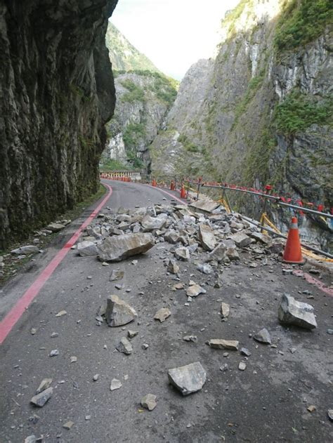 連假首日燕子口遇落石 太管處：暫時封閉24小時 生活 自由時報電子報