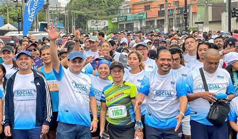 Ministro Rolando Castro Participa En La Carrera Organizada Por El