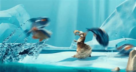 Piranhas Ice Age GIF - Piranhas IceAge Scrat - Discover & Share GIFs