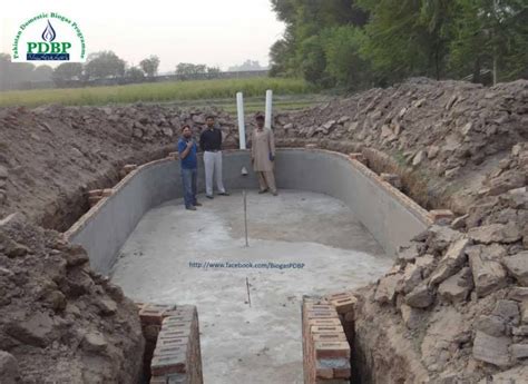 Biogas Plant Construction for Electricity Generation by PDBP ~ Biogas Technology