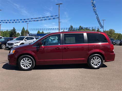 Pre Owned 2019 Dodge Grand Caravan Sxt Fwd Van Passenger Van