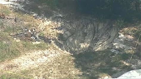 Sinkholes Appear In Florida Neighborhood After Hurricane Irma S Heavy Rains Abc News