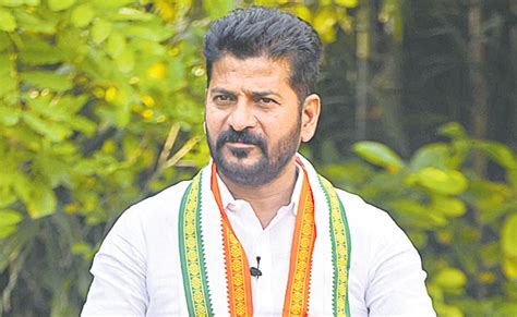 కేసీఆర్‌కు యాదయ్య కుటుంబం కనిపించడం లేదా Congress Leader Revanth