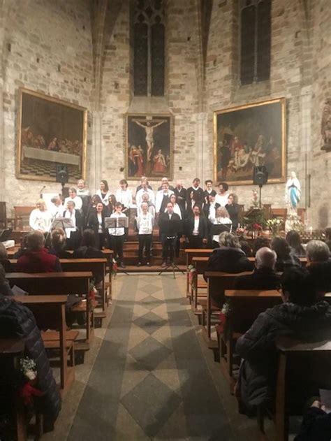 Nay la chorale Evidence a fait le plein de léglise Saint Vincent