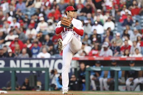 大谷翔平の「今季no1の直球」と米記者称賛 最速163km剛腕炸裂で6回10奪三振の快投 The Answer