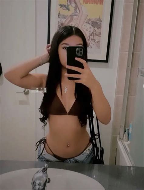 Discover 200 Latina And Pretty Latinas Ideas Pretty Selfies Cute Selfie Ideas Cute Poses