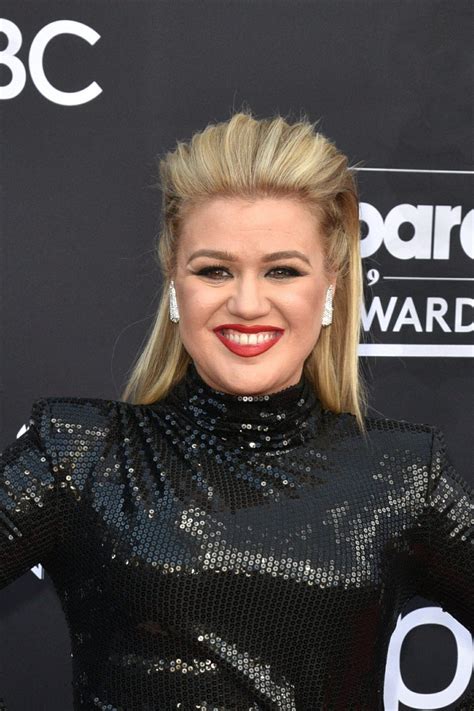 Kelly Clarkson Reveals There Is One Song That 'Almost Killed' Her