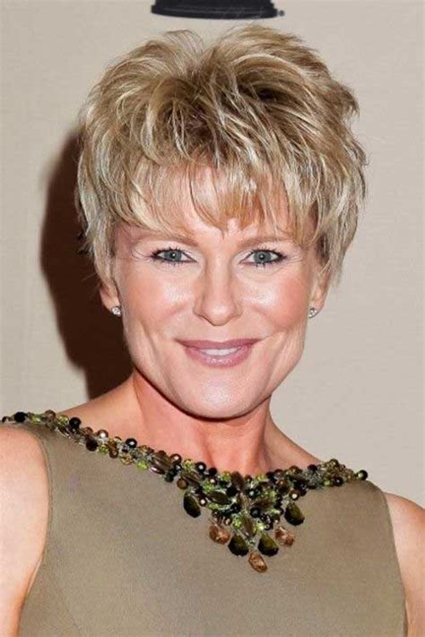 15 Short Pixie Hairstyles For Older Women Style Beauty