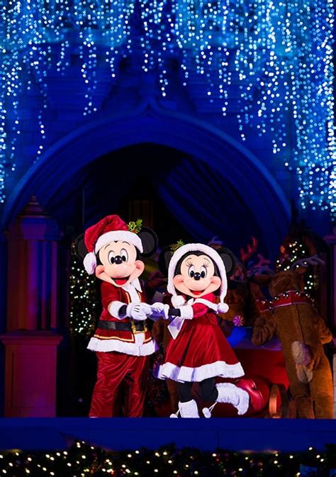 2019 Mickeys Very Merry Christmas Party Tips Disney Tourist Blog