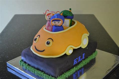 Team Umizoomi, umicar - Decorated Cake by Cakesbylala - CakesDecor