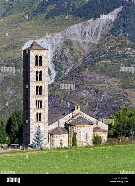 Katalanische Romanische Kirchen Fotos Und Bildmaterial In Hoher