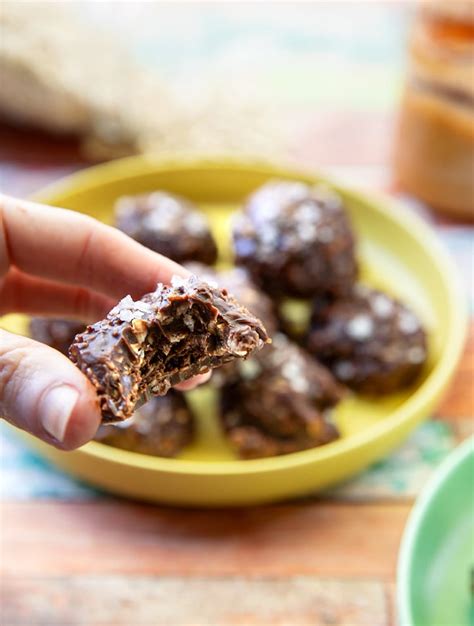 Mini Unbaked Chocolate Oatmeal Cookies The Vegan Atlas