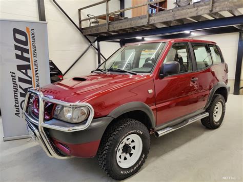 Nissan Terrano II 2.7TD Kahden henkilön huoltoauto. - Juuri katsastettu ...