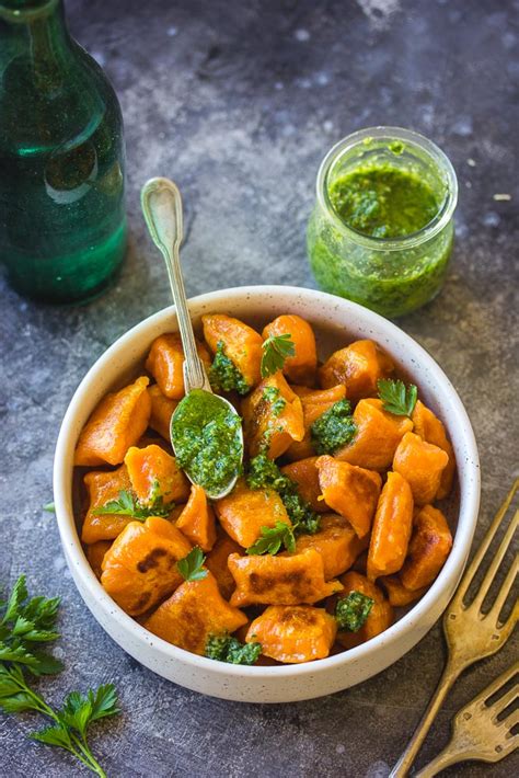 Gnocchi De Carottes Et Pesto De Persil Gnocchi De L Gumes