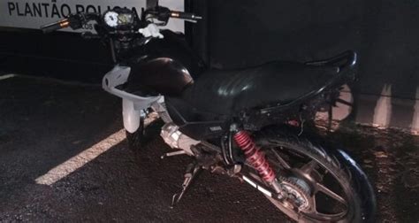 Moto furtada no bairro Botafogo é localizada pela PM Comando VP