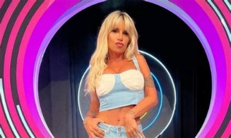 Florencia Peña Enseña Su Perfecta Figura Al Lucir Un Vestido Al Cuerpo Mdz Online