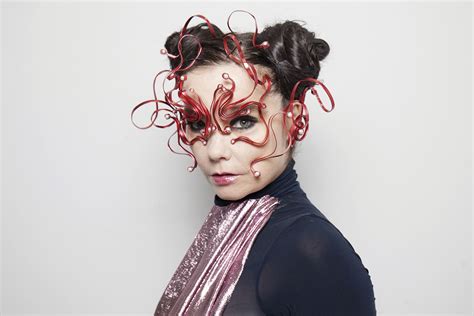Björk: más allá de la música - Magis