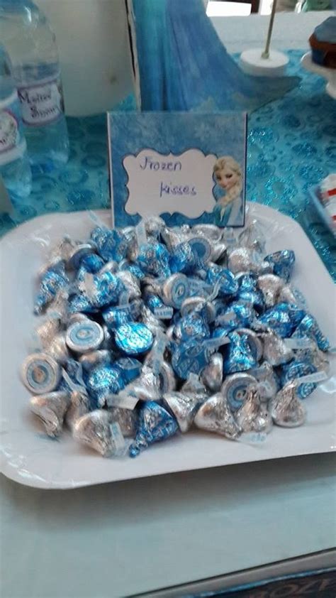 Pin By Pedagoaleh On Festas Disney Frozen Birthday Party Frozen